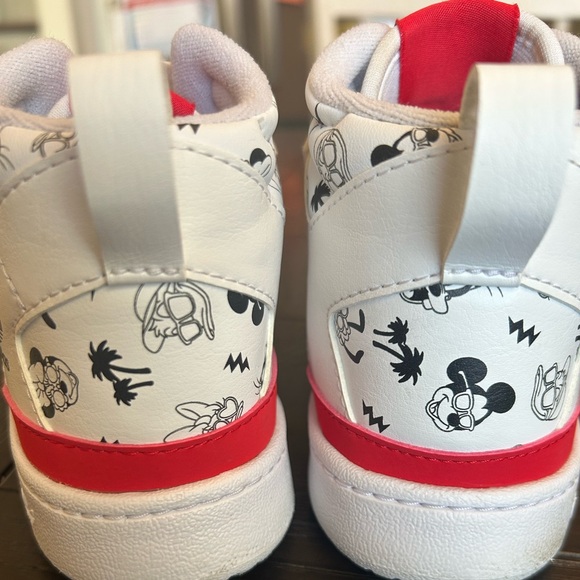 Disney x Addidas Little kids- size 12us - Picture 5 of 7